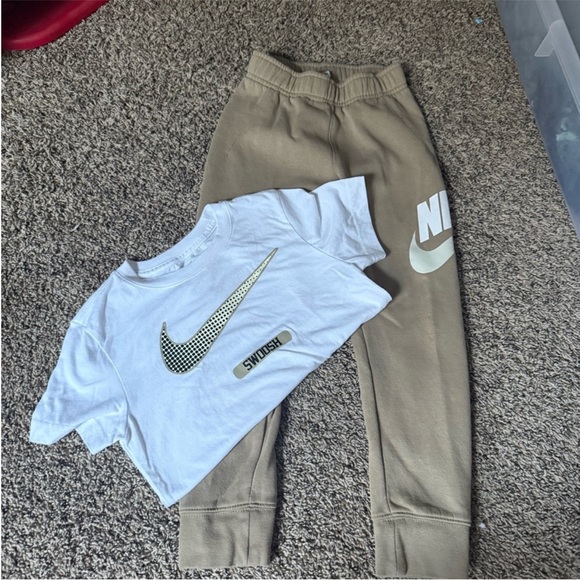 Nike and more bundle - Picture 5 of 10
